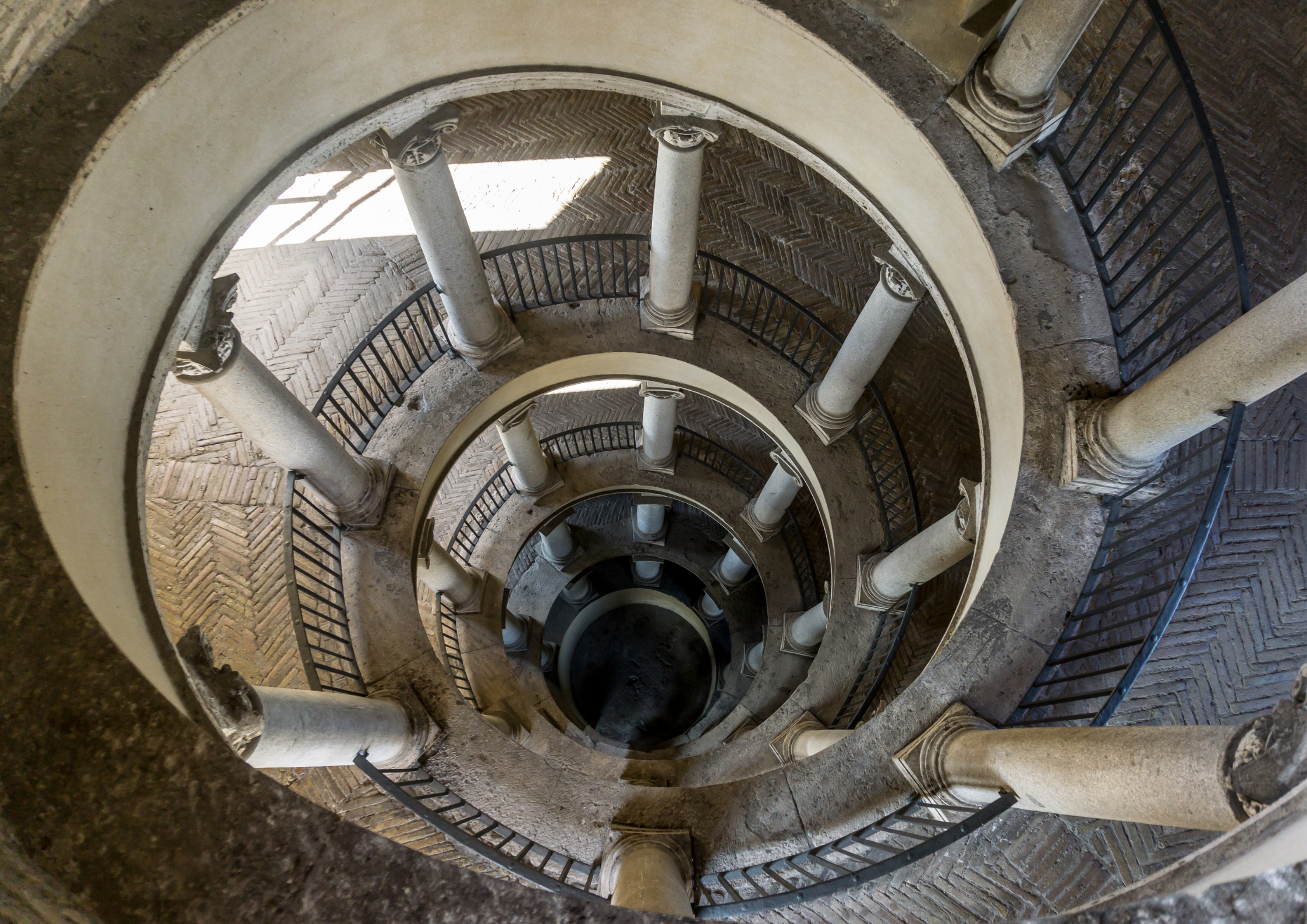 secret vatican/Bramante staircase
